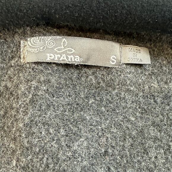 prAna Kari Sweater Jacket Wool Blend Womens S Striped Hooded Cozycore Everyday - Picture 8 of 16